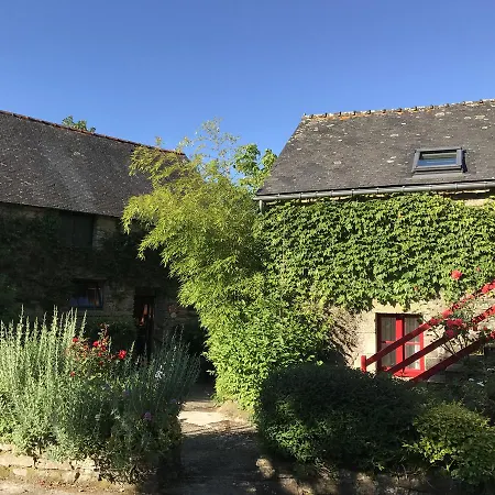 Le Châtel *